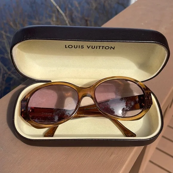 Louis Vuitton | Accessories | Louis Vuitton Z094w Glitter  display picture 2